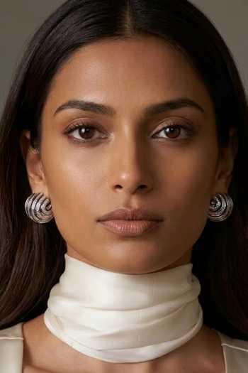 Prata Arc Dome Embellished Stud Earrings 