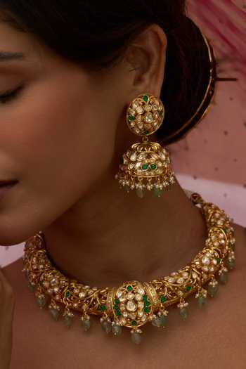 Preeti Mohan Green Monita Moissanite Hasli Necklace Set Online at Aza Fashions Preeti Mohan_Green Monita Moissanite Hasli Necklace Set _Online_at_Aza_Fashions