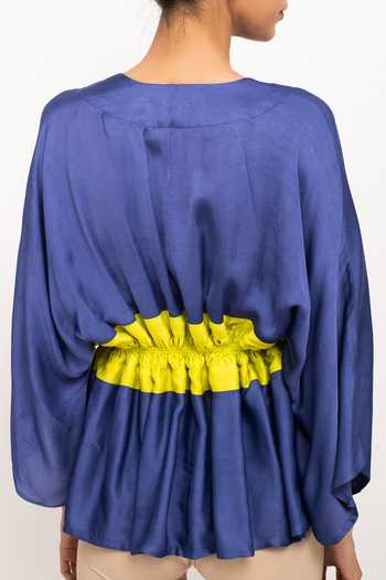 Neora By Nehal Chopra Color Blocked Short Cape For Kids