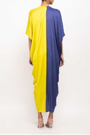 Neora By Nehal Chopra Color Blocked Cape For Kids