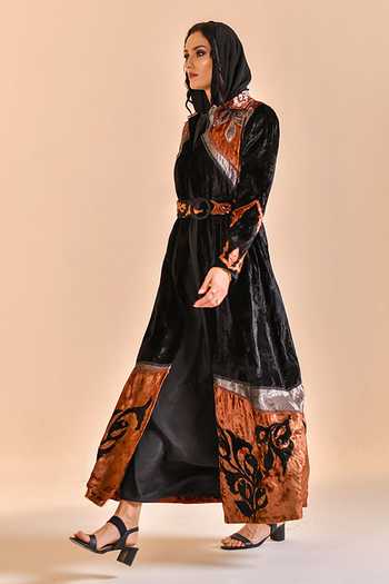 Bhanuni By Jyoti_Black Viscose Mandarin Collar Nightfall Muse Printed Abaya _Online_at_Aza_Fashions