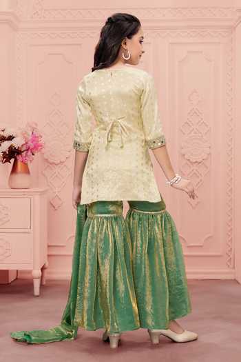 Mini Stitch Mirror Embroidered Kurta Set 