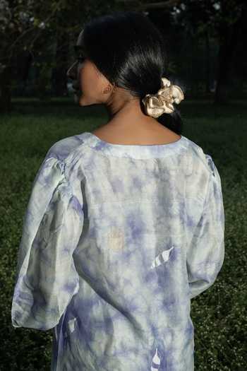 Inkpikle Lavender Silk Split V-neck, Yes Hand Spun Mulberry Kurta And Pant Set Online at Aza Fashions Inkpikle_Lavender Silk Split V-neck, Yes Hand Spun Mulberry Kurta And Pant Set _Online_at_Aza_Fashions