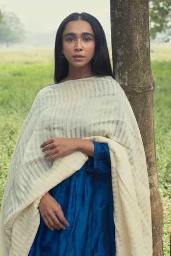 Inkpikle_Blue Silk Scoop Neck Pintuck Bodice Straight Kurta Set _at_Aza_Fashions