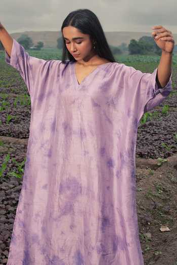 Shop_Inkpikle_Lavender Silk V-neck Hand Spun Mulberry Kaftan _Online_at_Aza_Fashions
