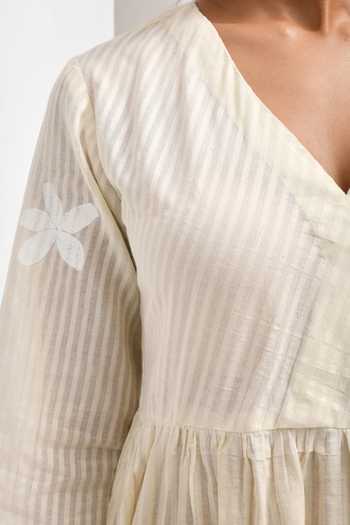 Inkpikle Beige Cotton V-neck, Yes Hand Print Kurta Set Online at Aza Fashions Inkpikle_Beige Cotton V-neck, Yes Hand Print Kurta Set _Online_at_Aza_Fashions