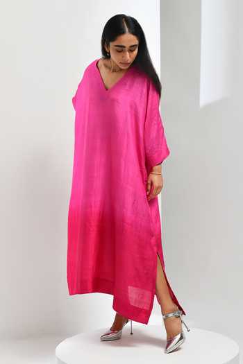 Inkpikle Pink Silk V-neck Hand Spun Mulberry Kaftan at Aza Fashions Inkpikle_Pink Silk V-neck Hand Spun Mulberry Kaftan _at_Aza_Fashions