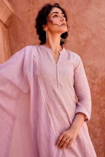 Karaj Jaipur Lilac Cotton, Muslin (mulmul), Kota Doria Split V-neck Scattered Motif Kurta Set Online at Aza Fashions Karaj Jaipur_Lilac Cotton, Muslin (mulmul), Kota Doria Split V-neck Scattered Motif Kurta Set _Online_at_Aza_Fashions