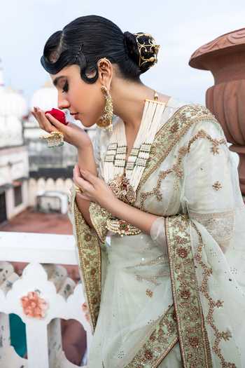 Buy_Tarrz_Mint Organza, Silk, Brocade V-neck Embroidered Saree And Blouse _Online_at_Aza_Fashions
