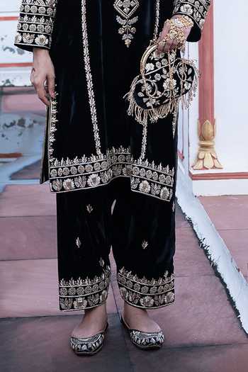 Tarrz_Black Silk, Velvet Round Neck Embroidered Kurta And Pant Set _Online_at_Aza_Fashions