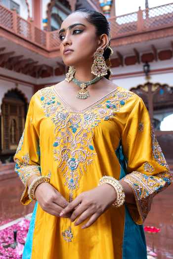 Shop_Tarrz_Yellow Silk V-neck Hand Embroidered Pure Kurta And Pant Set _Online_at_Aza_Fashions