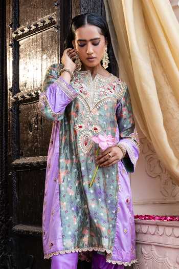 Buy_Tarrz_Purple Silk Split V-neck, Yes Gota Patti Embroidered Pure Kurta And Pant Set _Online_at_Aza_Fashions