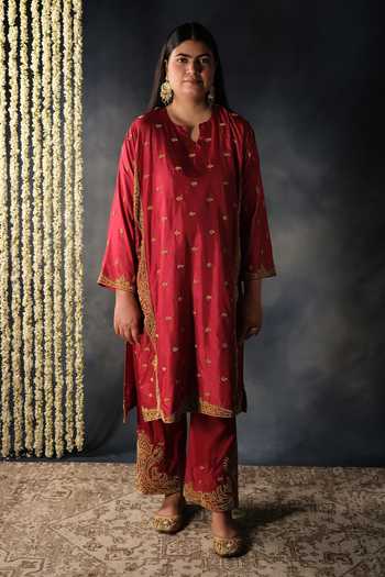 Tarrz Hand Embroidered Pure Silk Kurta & Pant Set 