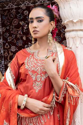 Tarrz_Rust Silk, Organza Round Neck Hand Embroidered Pure Kurta Set _Online_at_Aza_Fashions