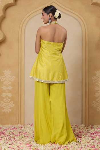 Nitisha Kashyap Elara Hand Embroidered Kurta Set 