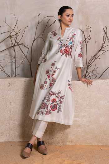 Shop_Haute Mess_Ivory Silk, Chanderi Mandarin Collar, Yes Print Tunic And Pant Set _Online_at_Aza_Fashions