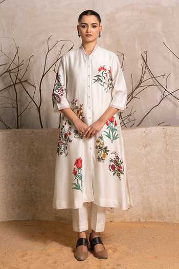Shop_Haute Mess_Ivory Silk, Chanderi Mandarin Collar Printed Kurta And Pant Set _Online_at_Aza_Fashions