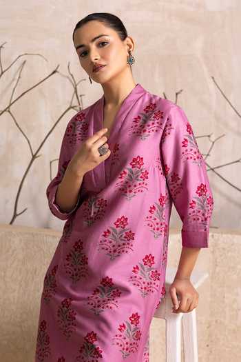 Buy_Haute Mess_Pink Silk, Chanderi V-neck Print Kurta And Pant Set _Online_at_Aza_Fashions