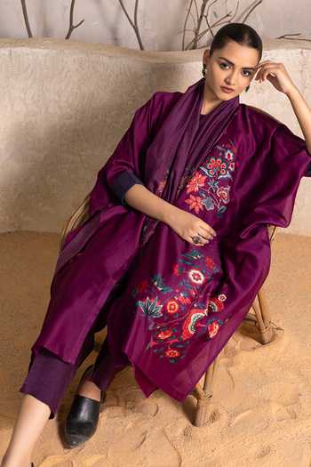 Shop_Haute Mess_Wine Silk, Chanderi Mandarin Collar Floral Pattern Kaftan Set 