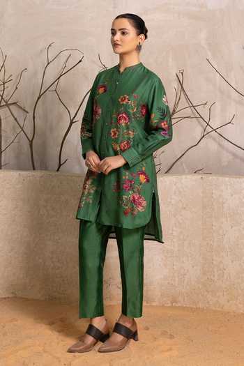 Shop_Haute Mess_Green Silk, Chanderi Mandarin Collar Printed Tunic Set _Online_at_Aza_Fashions