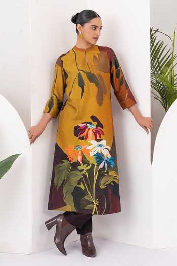 Buy_Haute Mess_Yellow Silk, Chanderi Mandarin Collar Printed Tunic Set _Online_at_Aza_Fashions