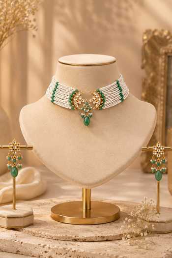 Queens Jewels Noor-e-Chand Kundan Choker Set 