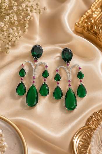 Queens Jewels Ear Luxe Emerald Green Earrings 