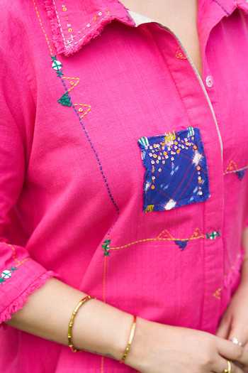 Buy_Vaaya_Pink Cotton Collared Neck Ikat Applique Handwoven Shirt And Pant Set _Online_at_Aza_Fashions
