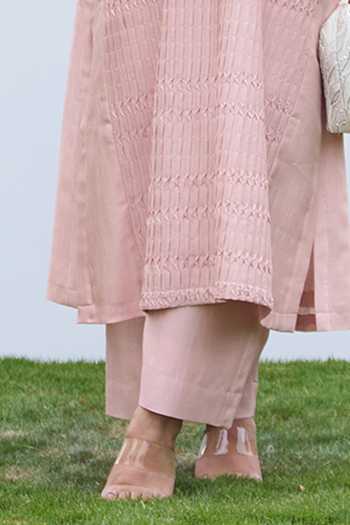 Vaaya_Pink Silk, Chanderi Mandarin Collar, Yes Pintuck Kurta And Pant Set _Online_at_Aza_Fashions