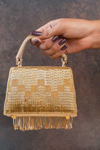 Nayaab By Sonia Salli En vie Mini Kasse Tassel Gold Bag