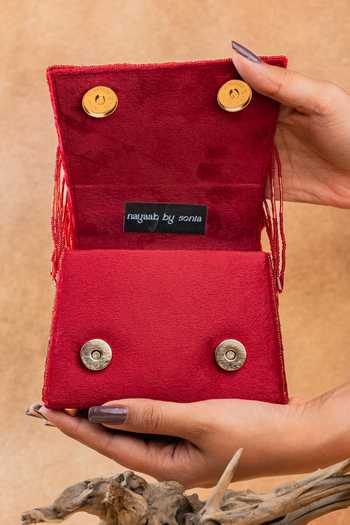 Buy Nayaab By Sonia Red Salli En Vie Mini Kasse Bag Online at Aza Fashions Buy_Nayaab By Sonia_Red Salli En Vie Mini Kasse Bag _Online_at_Aza_Fashions