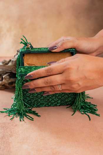 Shop Nayaab By Sonia Green Weave Fringe Kasse Emerald Bag Online at Aza Fashions Shop_Nayaab By Sonia_Green Weave Fringe Kasse Emerald Bag _Online_at_Aza_Fashions