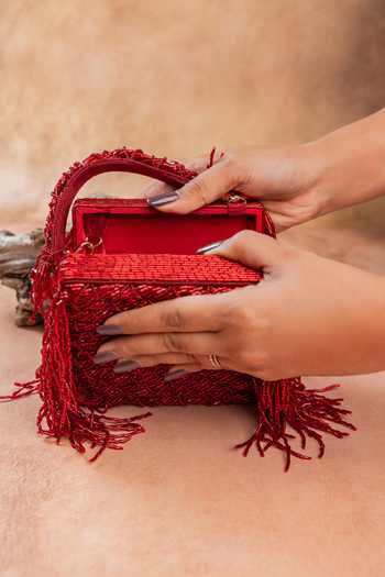 Buy Nayaab By Sonia Maroon Weave Fringe Kasse Bag Online at Aza Fashions Buy_Nayaab By Sonia_Maroon Weave Fringe Kasse Bag _Online_at_Aza_Fashions