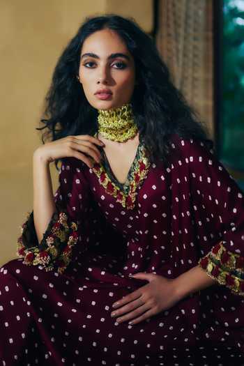 Buy_5elements_Wine Modal V-neck Daksha Bandhani Pattern Kaftan _Online_at_Aza_Fashions