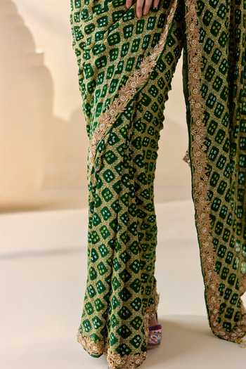 Buy_5elements_Green Satin, Modal Round Neck Haritrekha Geometric Pattern Saree With Blouse _Online_at_Aza_Fashions