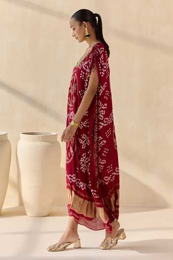5elements Maroon Satin, Modal V-neck Neelanshi Bandhani Kaftan Online at Aza Fashions 5elements_Maroon Satin, Modal V-neck Neelanshi Bandhani Kaftan _Online_at_Aza_Fashions
