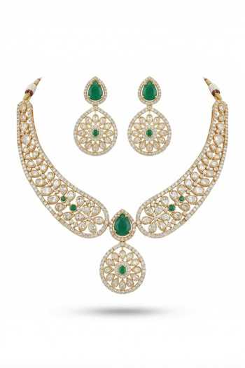Tussya Contrast Stone Necklace & Earrings Set  