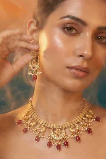 Tussya Carved Motif Necklace & Earrings Set 