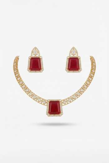 Tussya Kundan Stone Pendant Necklace & Earrings Set 
