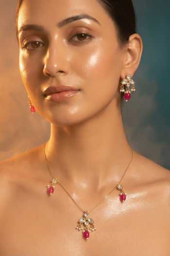Tussya Floral Carved Necklace & Earring Set 