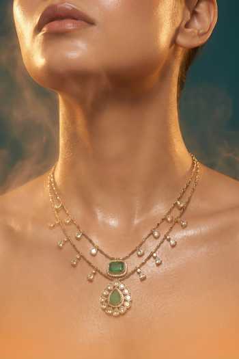 Tussya Kundan Necklace & Earrings Set 