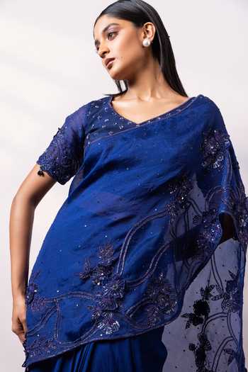 Shop Smriti By Anju Agarwal Sapphire Silk, Organza, Crepe V-neck Nightfall Embroidered Pre-draped Saree Set Online at Aza Fashions Shop_Smriti By Anju Agarwal_Sapphire Silk, Organza, Crepe V-neck Nightfall Embroidered Pre-draped Saree Set _Online_at_Aza_Fashions