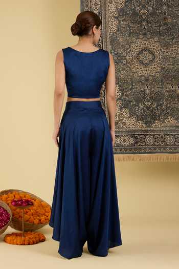 Buy BAIDEHI Teal Satin Round , Scoop Placed Embroidered Cape Skirt Set Online at Aza Fashions Buy_BAIDEHI_Teal Satin Round , Scoop Placed Embroidered Cape Skirt Set _Online_at_Aza_Fashions