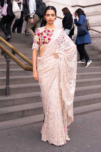 Seema Gujral Saree With Thread Work Embroidered Blouse 