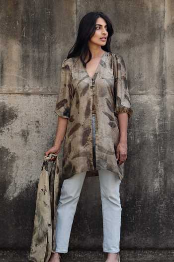 Jasmine Bains Charcoal Silk V-neck Eco Print Mulberry Longline Shirt Online at Aza Fashions Jasmine Bains_Charcoal Silk V-neck Eco Print Mulberry Longline Shirt _Online_at_Aza_Fashions