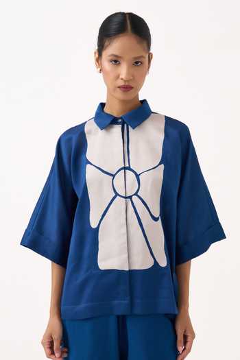 Buy_Three_Cobalt Chanderi, Cotton, Poplin Collared Neck Floral Applique Shirt And Pant Set 