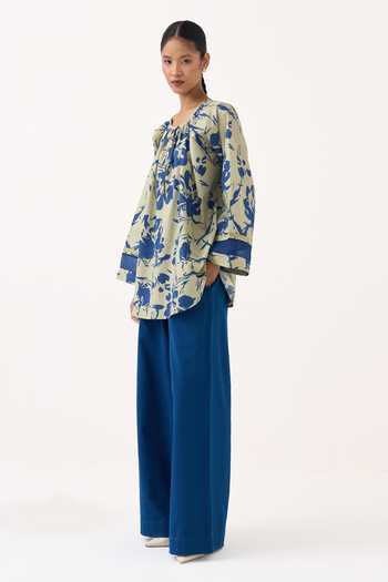 Three Green Poplin Round Neck Wide Sleeve Gather Top And Pant Set at Aza Fashions Three_Green Poplin Round Neck Wide Sleeve Gather Top And Pant Set _at_Aza_Fashions