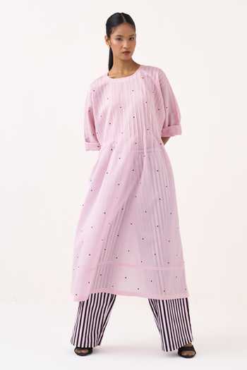 Buy Three Pink Chanderi Round Neck Pintuck Polka Tunic Kaftan Online at Aza Fashions Buy_Three_Pink Chanderi Round Neck Pintuck Polka Tunic Kaftan _Online_at_Aza_Fashions
