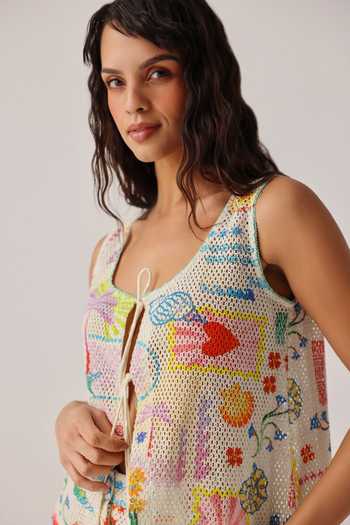 NOIB Multi Color Scoop Neck Ziva Seascape Crochet Vest Online at Aza Fashions NOIB_Multi Color Scoop Neck Ziva Seascape Crochet Vest _Online_at_Aza_Fashions