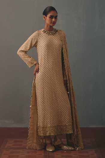 Buy Arpita Mehta Off White Georgette Round Neck, Yes Hand Embroidered Kurta Set Online at Aza Fashions Buy_Arpita Mehta_Off White Georgette Round Neck, Yes Hand Embroidered Kurta Set _Online_at_Aza_Fashions